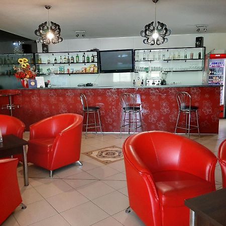 Restaurant And Pension Stenly Spissky Stvrtok المظهر الخارجي الصورة