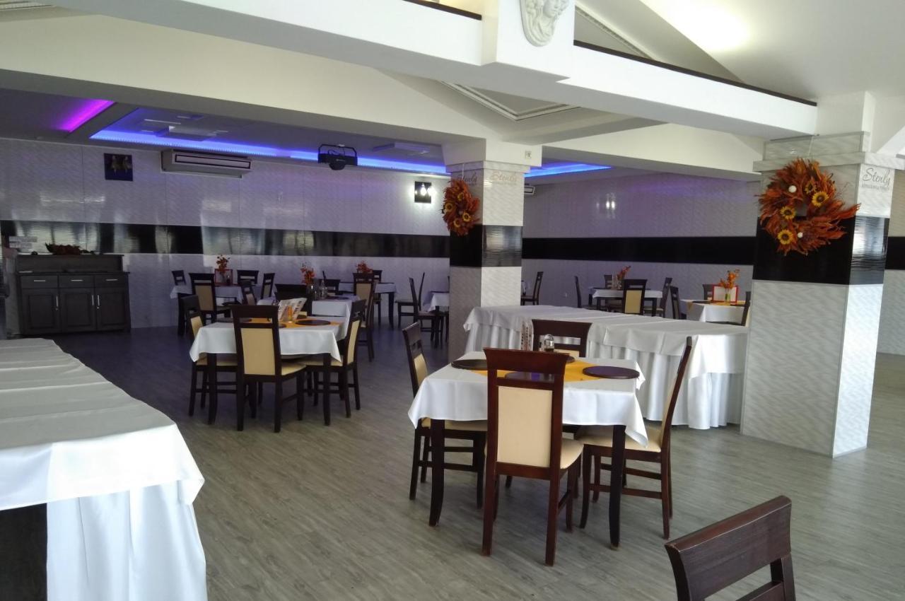 Restaurant And Pension Stenly Spissky Stvrtok المظهر الخارجي الصورة