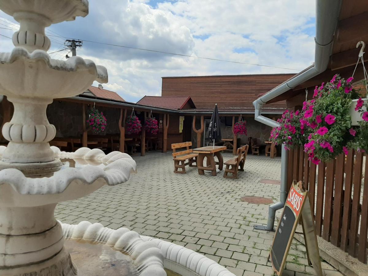 Restaurant And Pension Stenly Spissky Stvrtok المظهر الخارجي الصورة